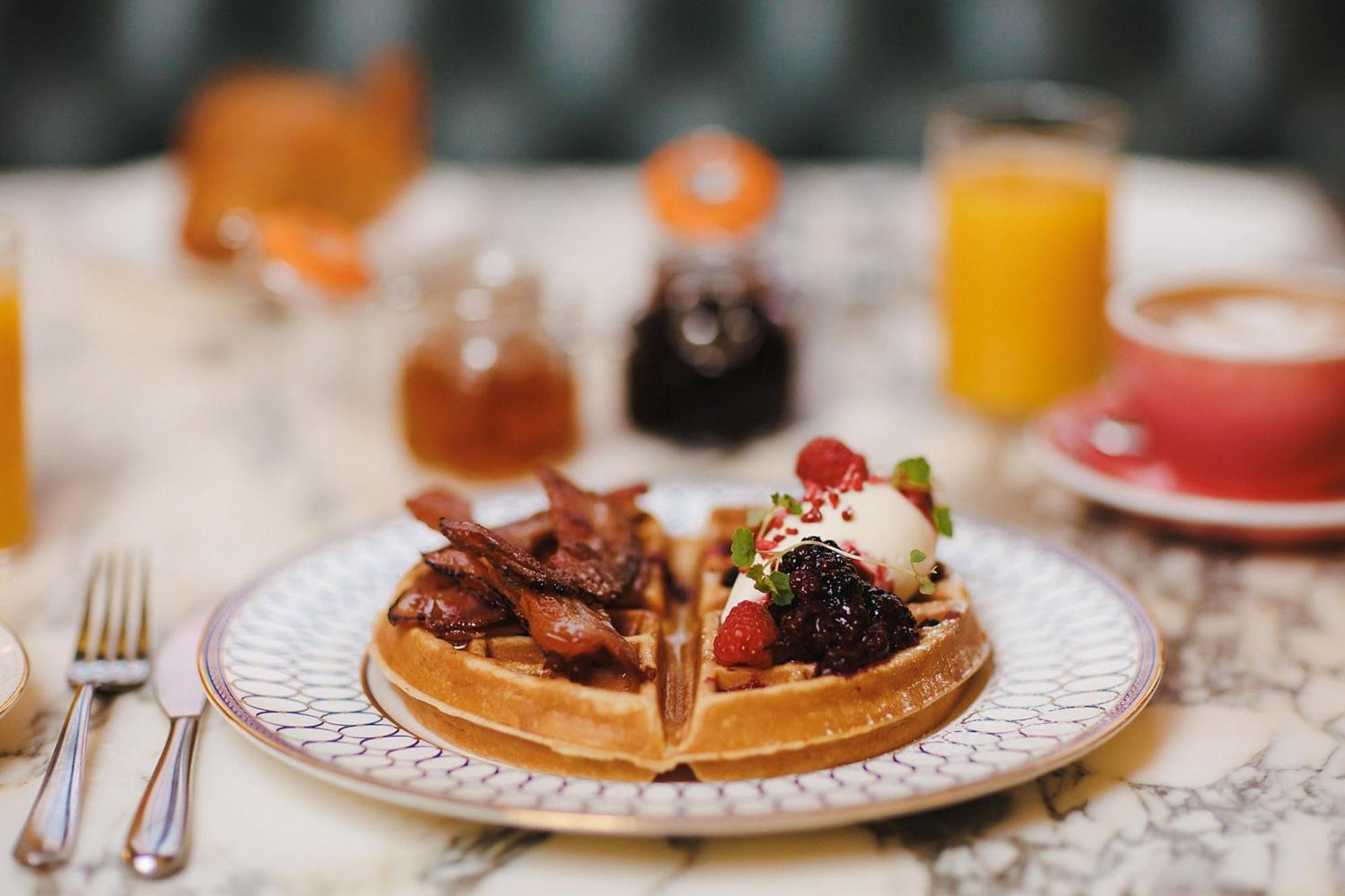 Stock Exchange Hotel Manchester Exteriör bild A Belgian waffle