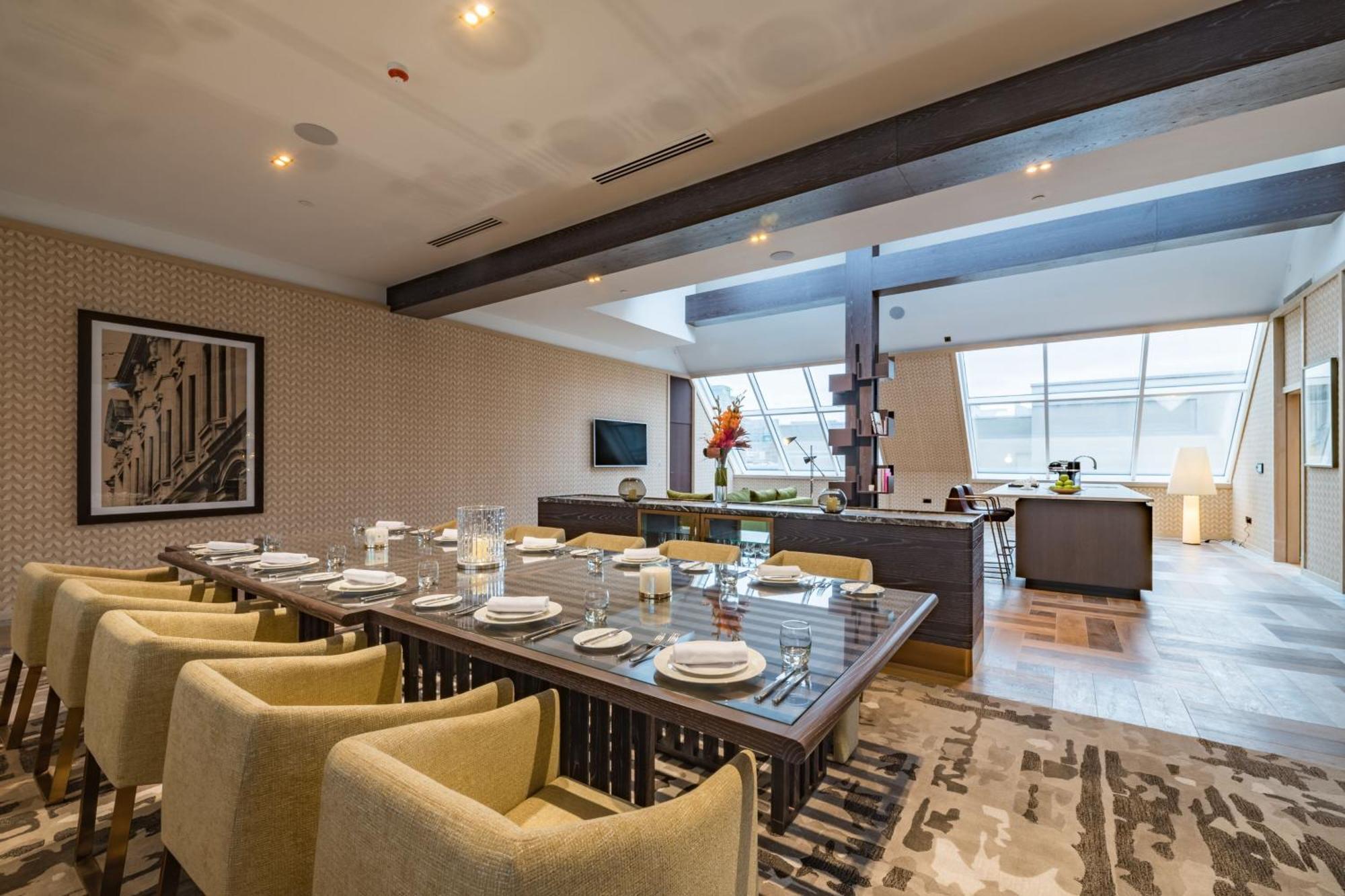 Stock Exchange Hotel Manchester Exteriör bild The Kitchen at The Ivy, 2016