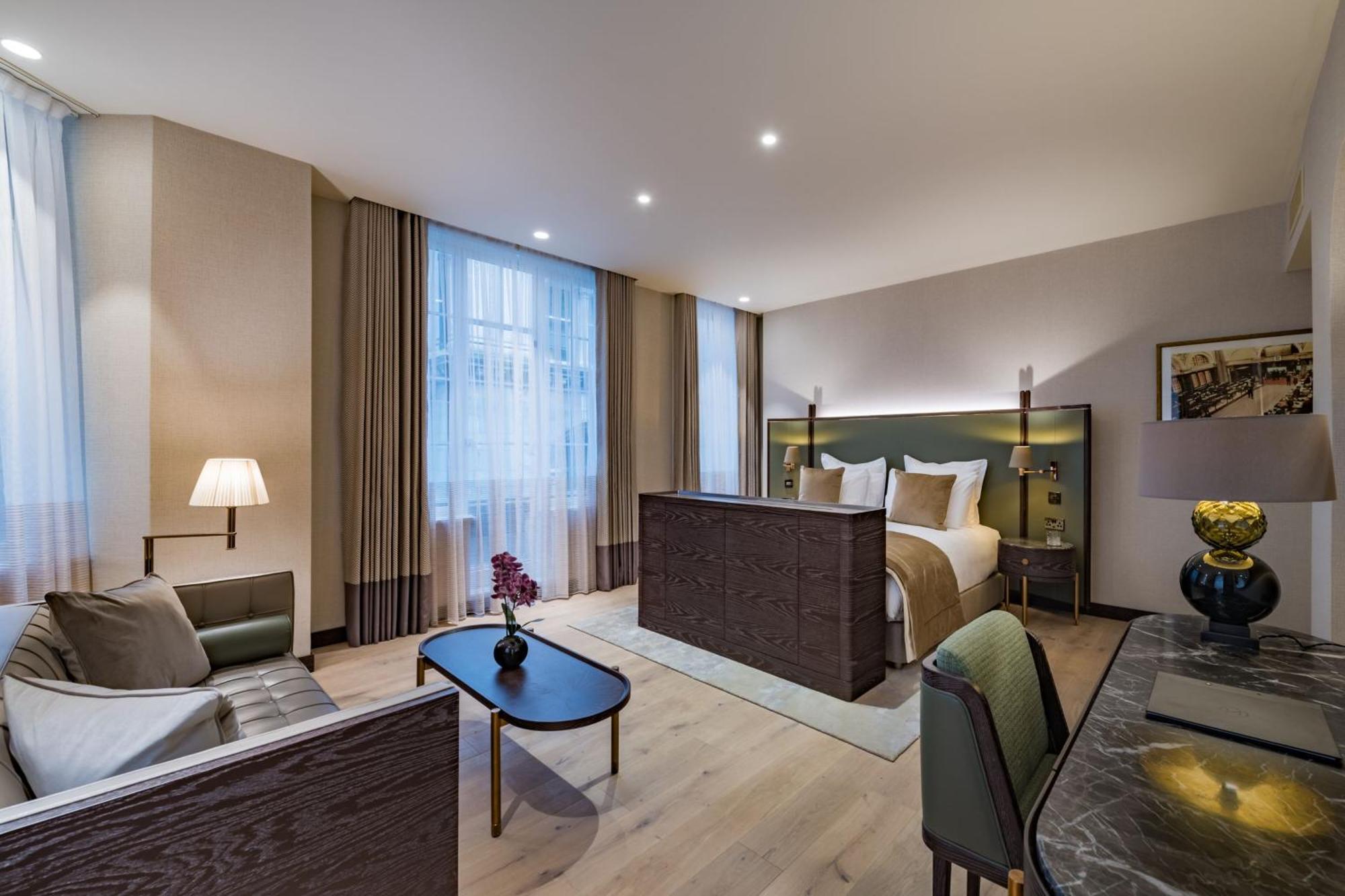 Stock Exchange Hotel Manchester Exteriör bild A suite at the hotel