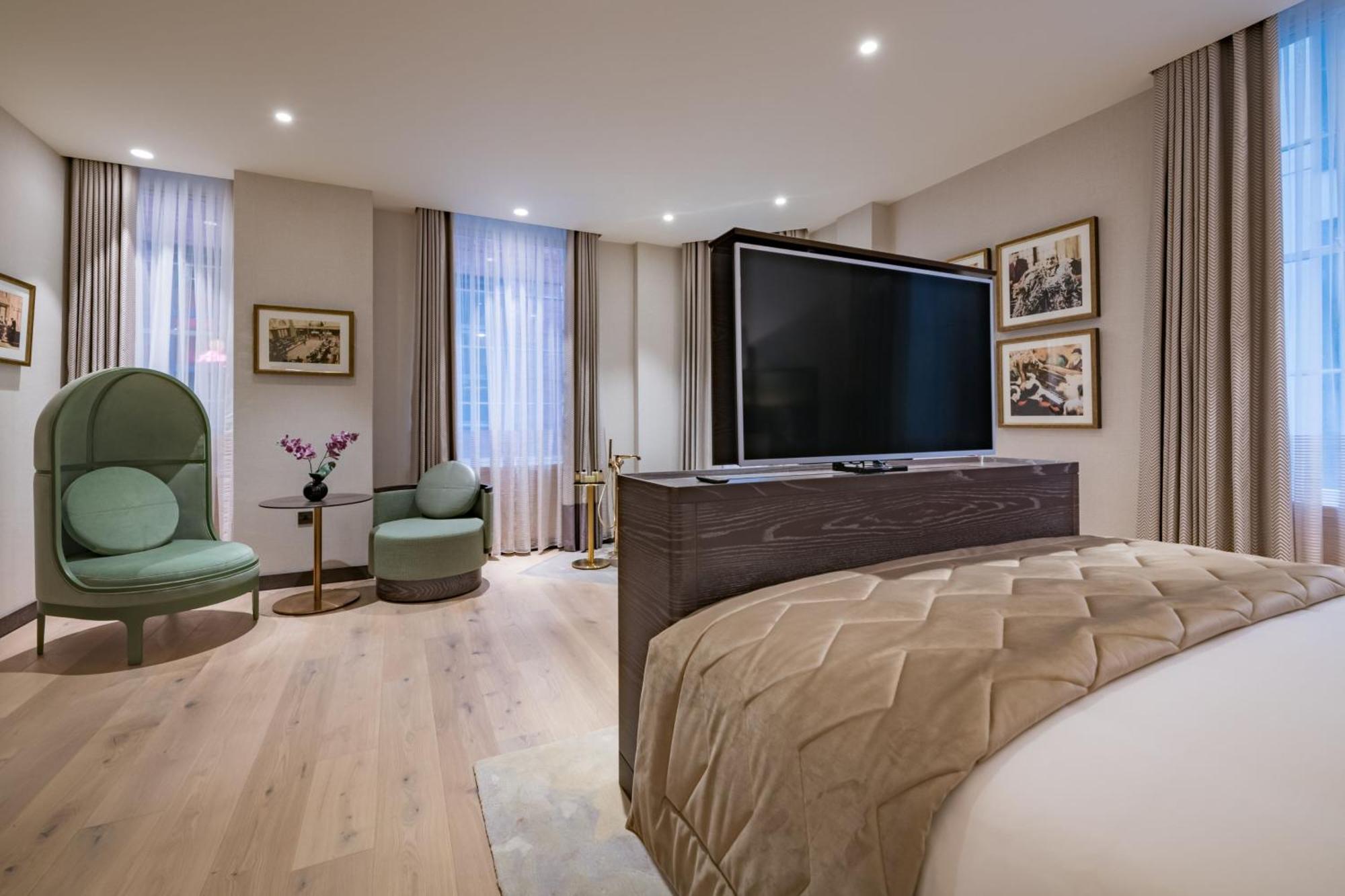 Stock Exchange Hotel Manchester Exteriör bild A bedroom at the hotel