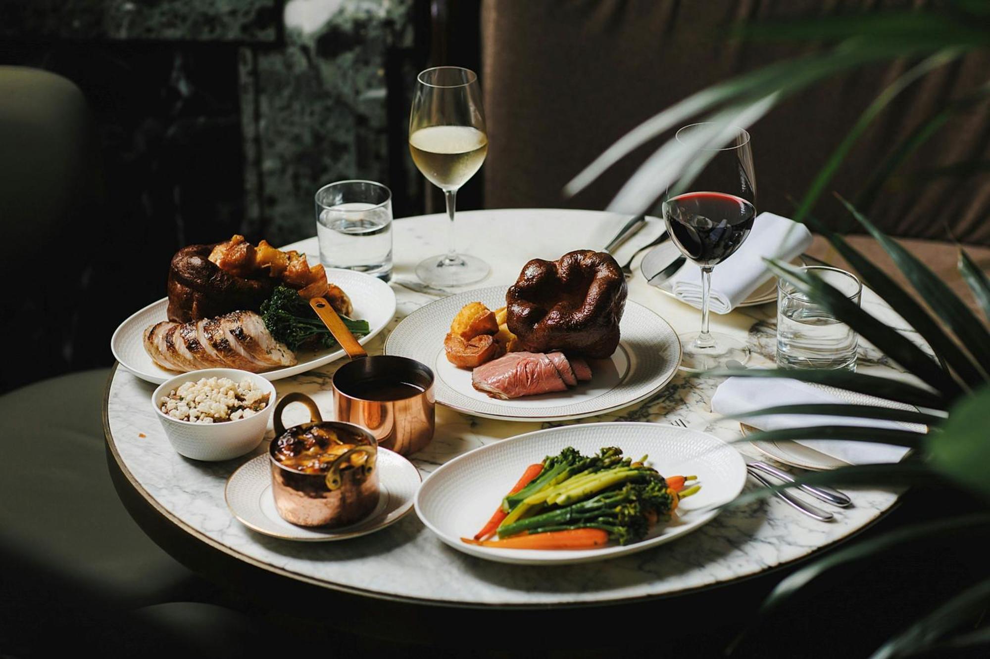 Stock Exchange Hotel Manchester Exteriör bild A Sunday lunch at the Ivy, St John's Wood